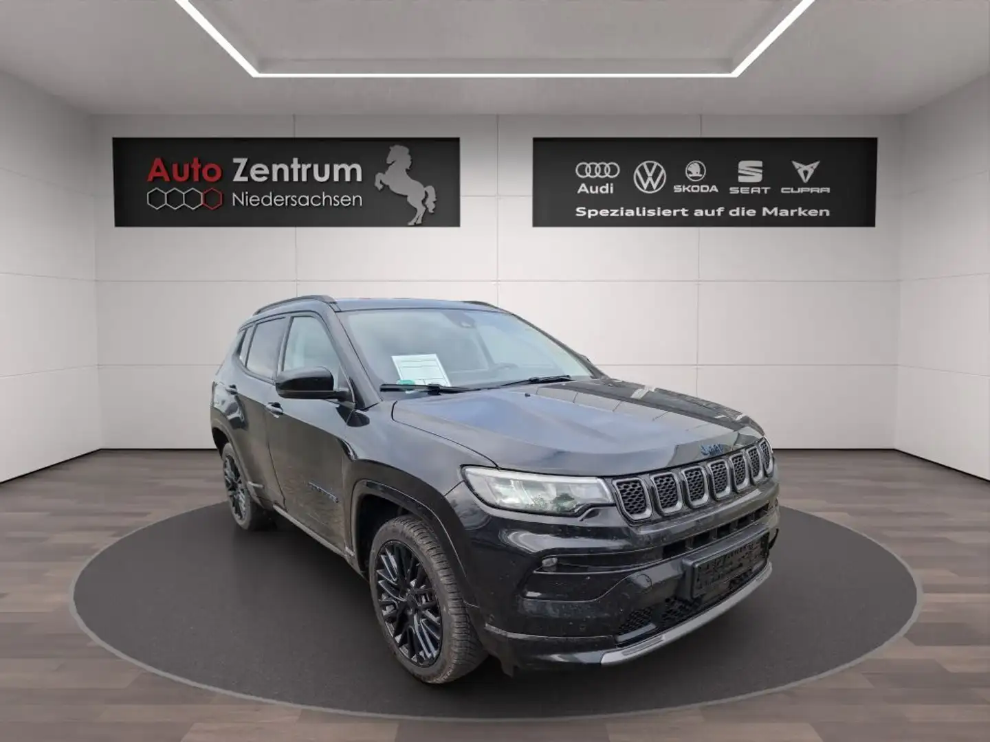 Jeep Compass 1.3 T4 4xe PLUG-IN HYBRID Automatik S Negro - 2