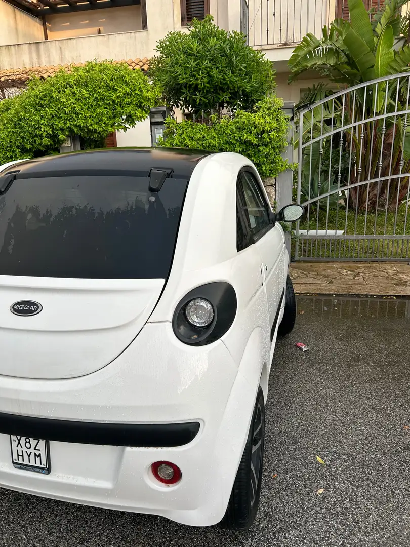 Microcar Due Initial Bianco - 2