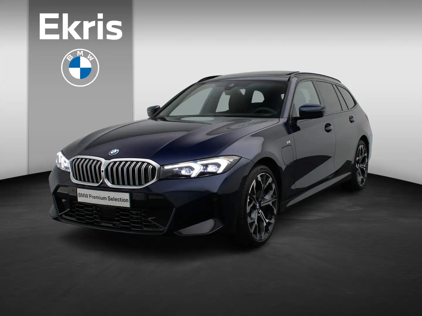BMW 330 3 Serie Touring 330e M Sportpakket | Innovation Pa Blauw - 1