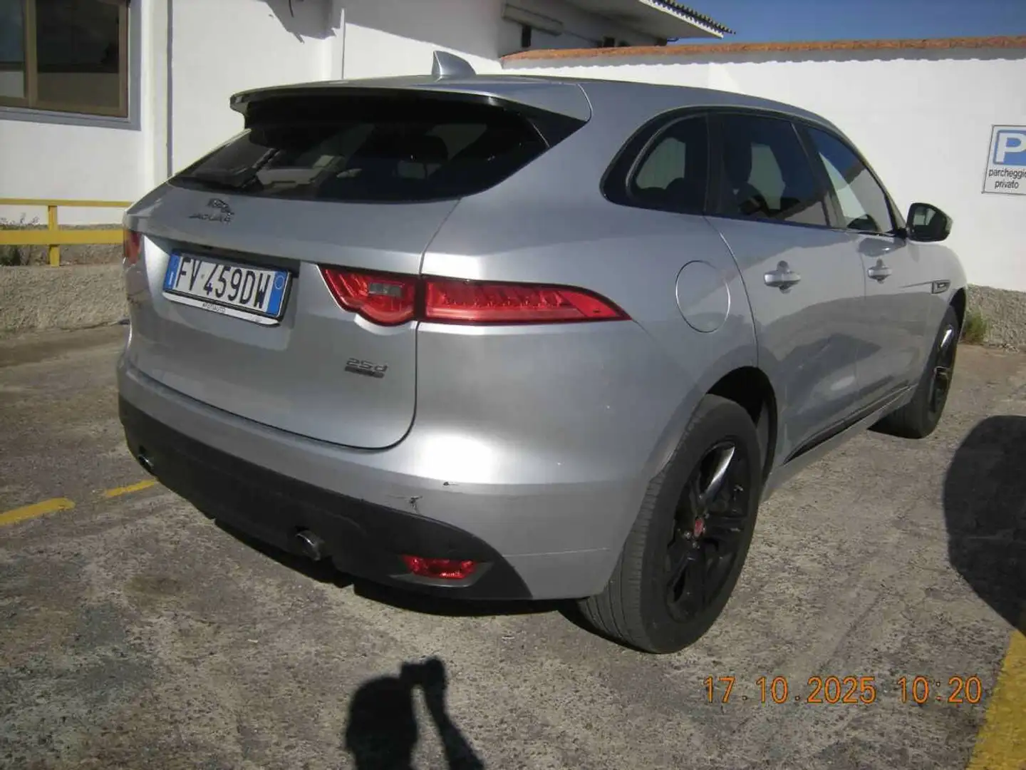 Jaguar F-Pace F-Pace 2015 2.0d i4 R-Sport awd 240cv auto my19 Grigio - 2