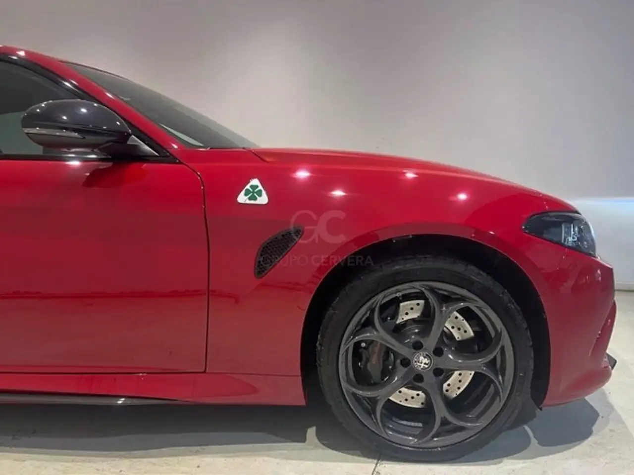 Alfa Romeo Giulia 2026 — фото 10