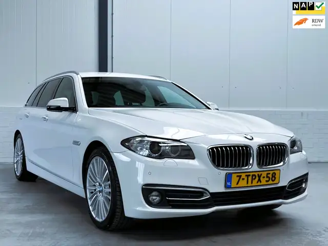 BMW 528 5-serie Touring 528xi Org NL|Trekhaak|1e Eigenaar