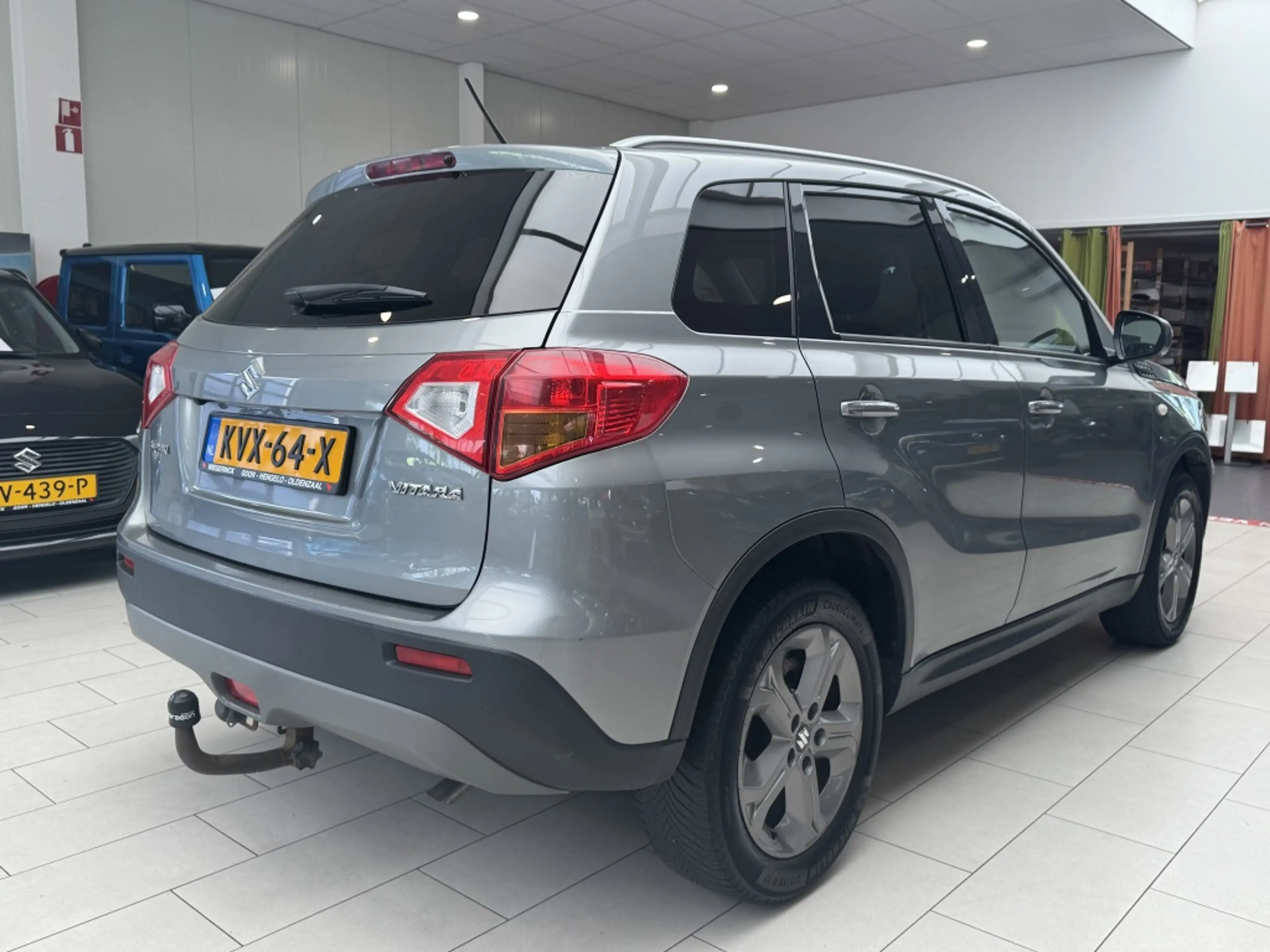 Suzuki Vitara 1.6 High Executive [ TREKHAAK I ALL-SEASON I 100% — photo 3