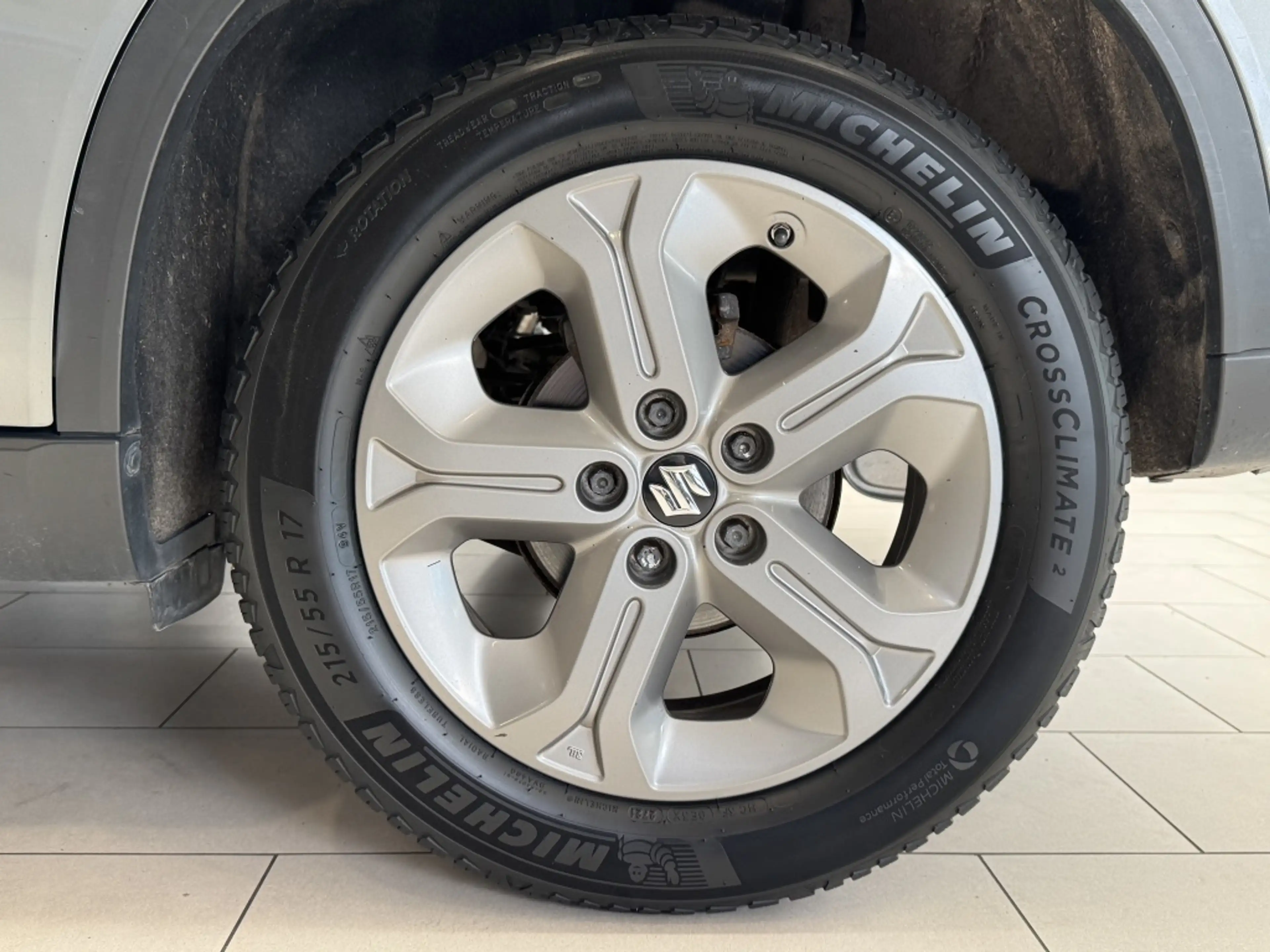 Suzuki Vitara 1.6 High Executive [ TREKHAAK I ALL-SEASON I 100% — photo 19