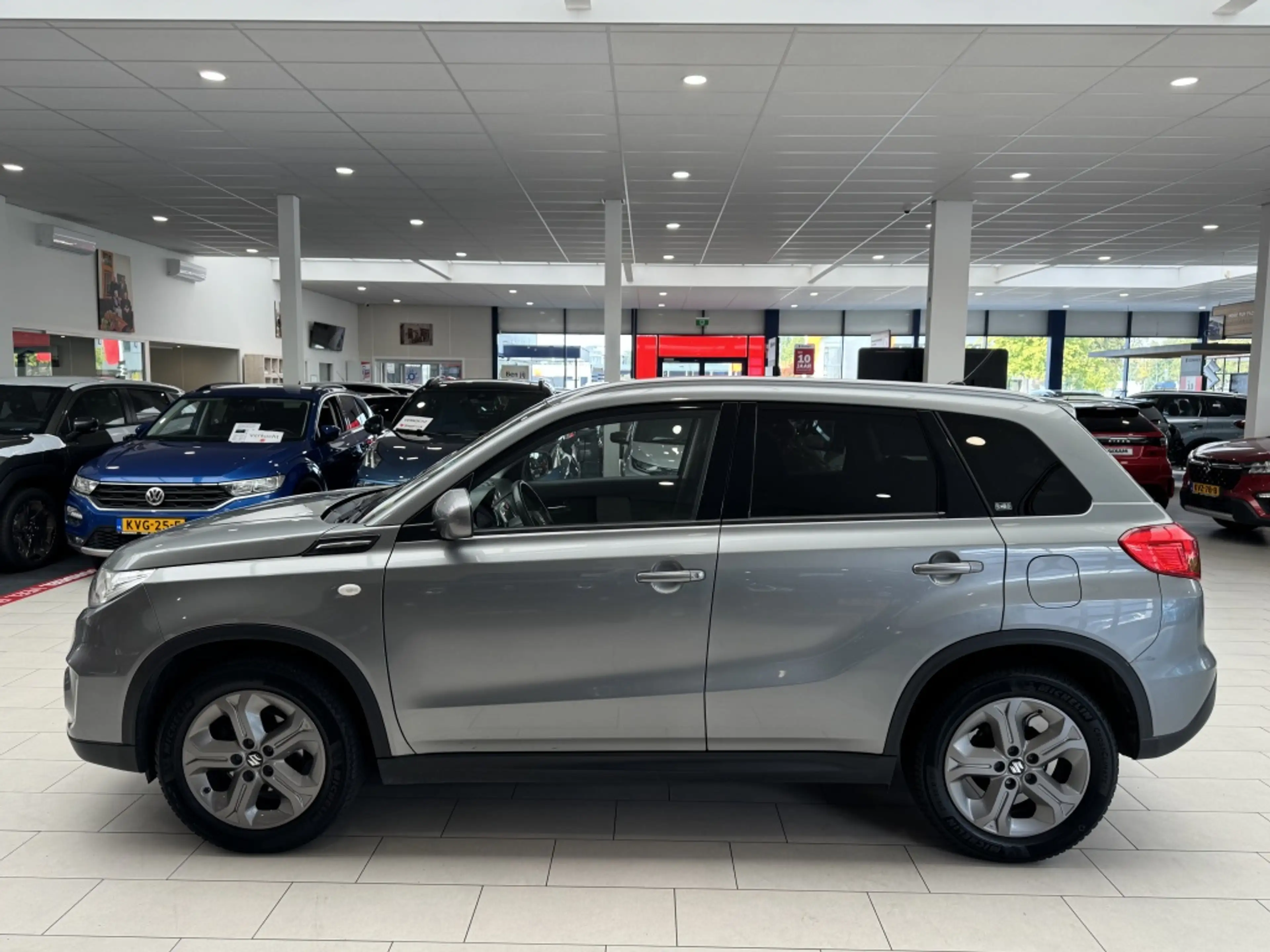 Suzuki Vitara 1.6 High Executive [ TREKHAAK I ALL-SEASON I 100% — photo 7