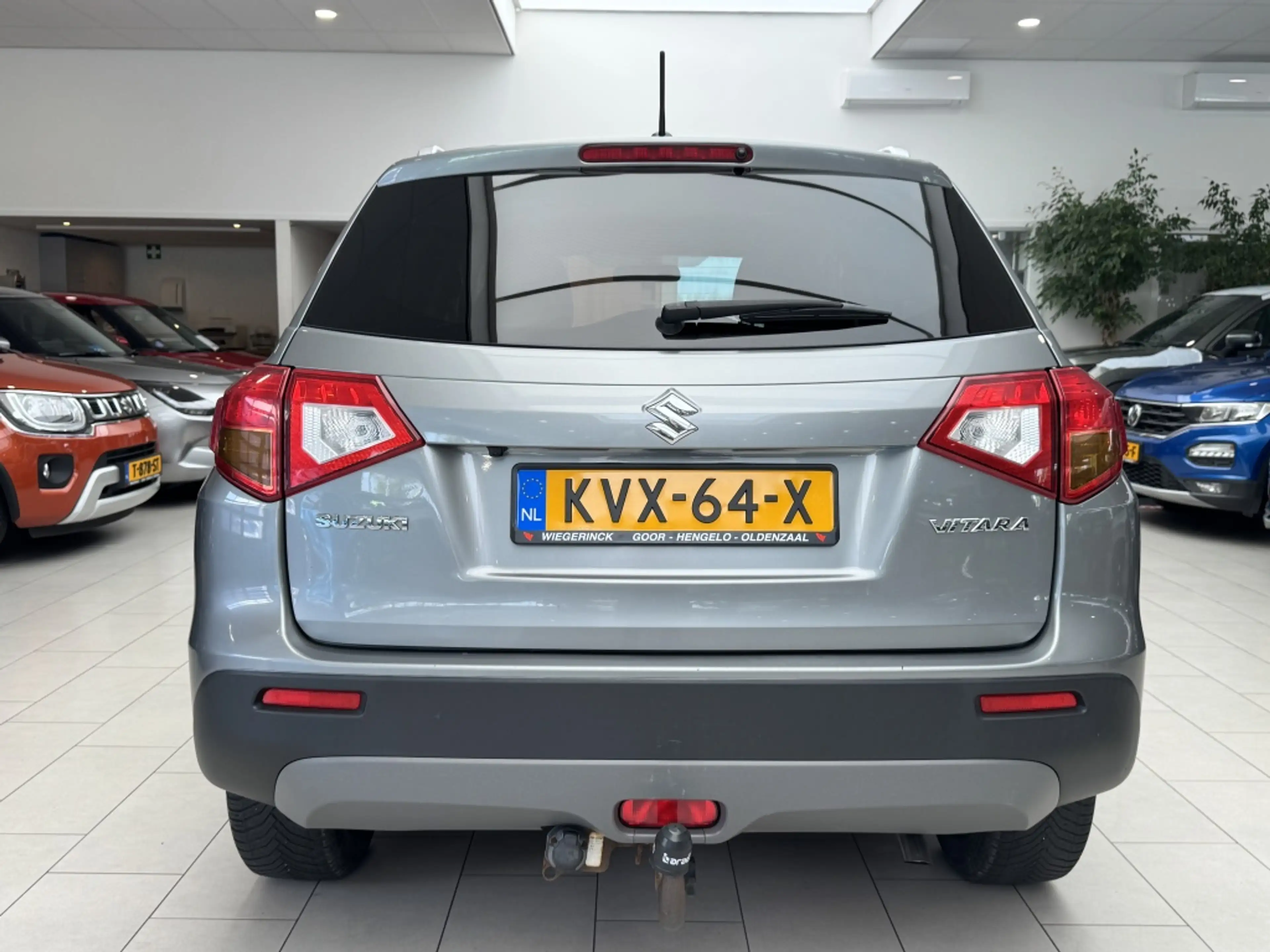 Suzuki Vitara 1.6 High Executive [ TREKHAAK I ALL-SEASON I 100% — photo 28