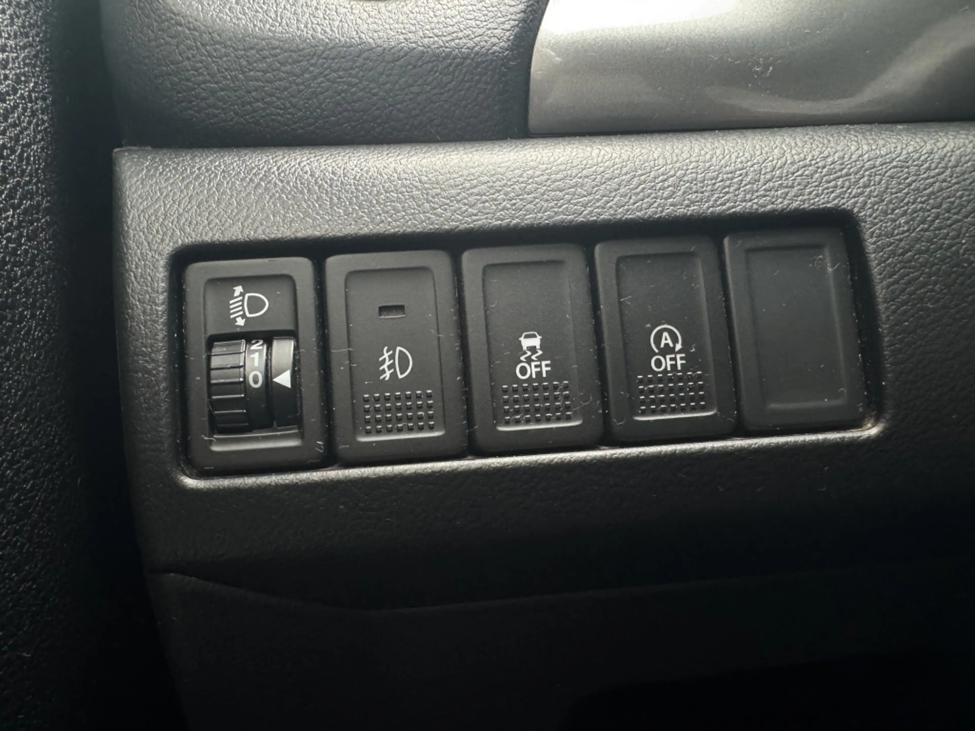 Suzuki Vitara 1.6 High Executive [ TREKHAAK I ALL-SEASON I 100% — photo 30