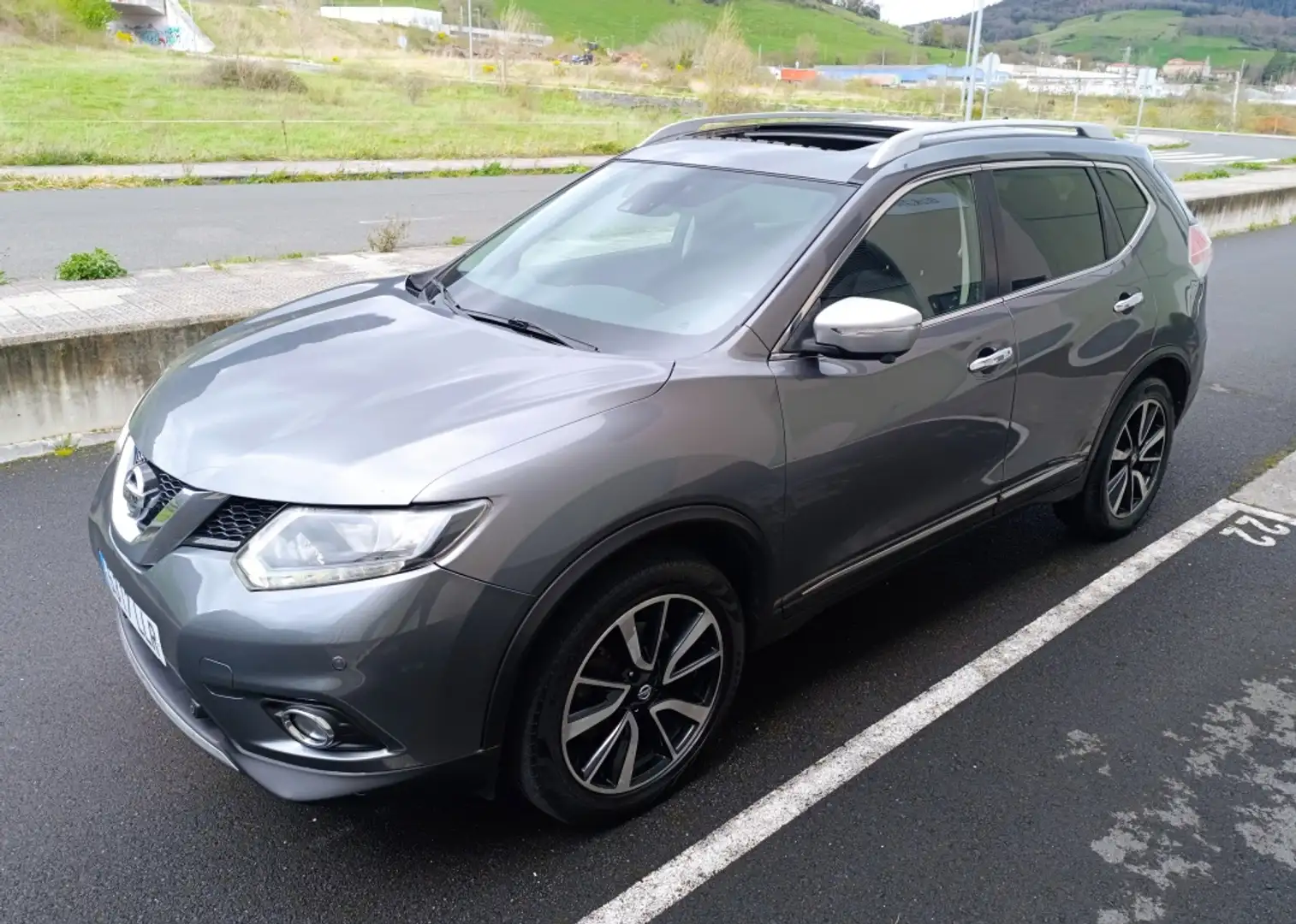 Nissan X-Trail 1.6 dCi 360 4x2 XTronic Gris - 1