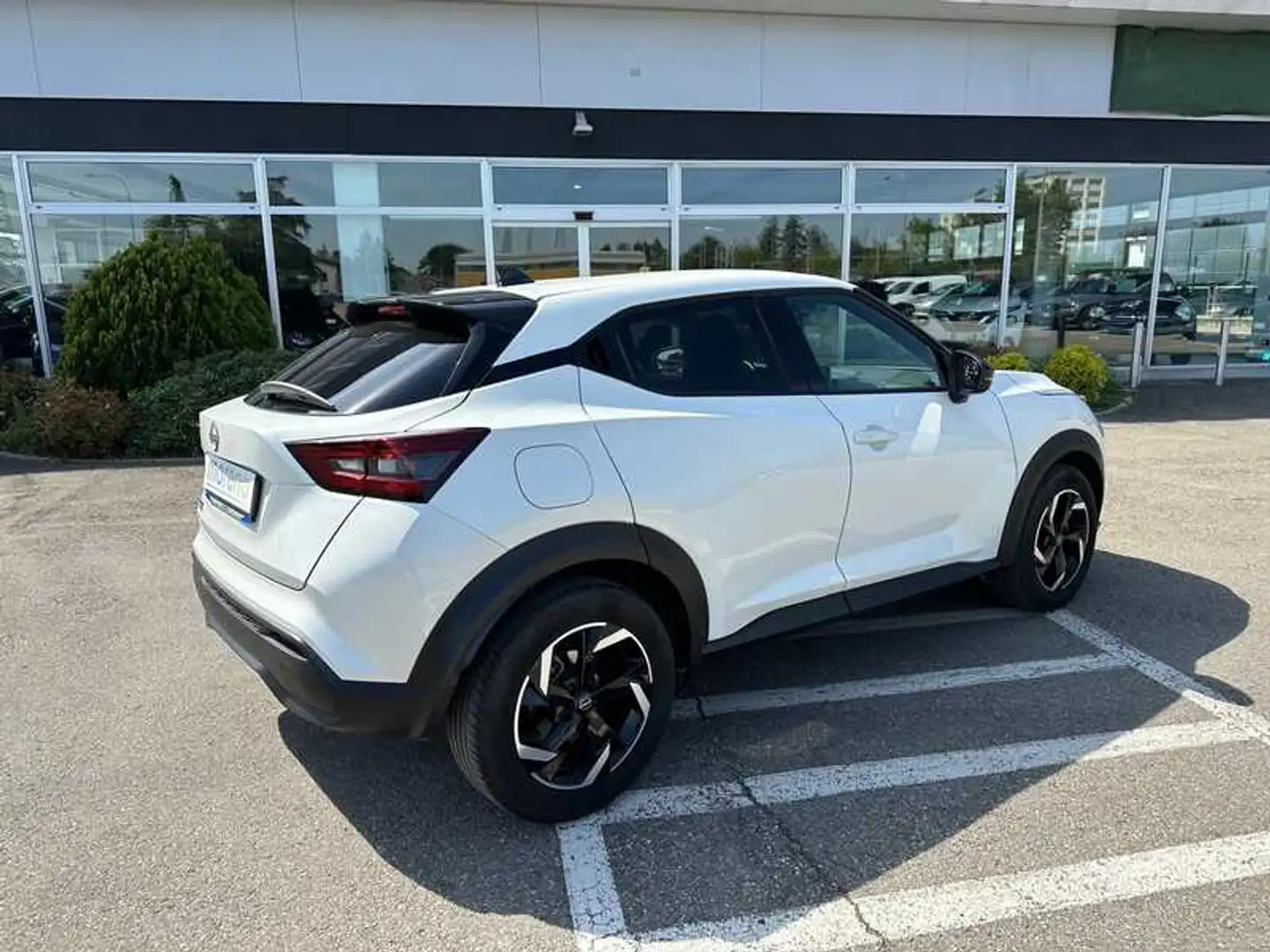 Nissan Juke 1.0 dig-t 114 CV N-Connecta Bianco - 2