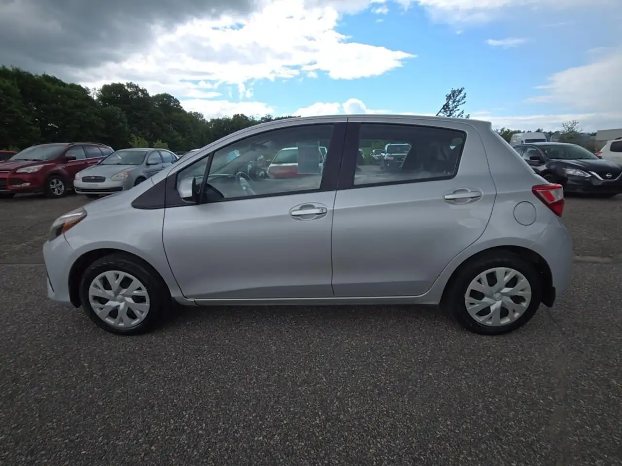 Toyota Yaris photo Toyota Yaris