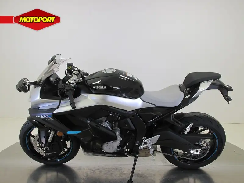 CFMOTO 675SR-R - foto 4