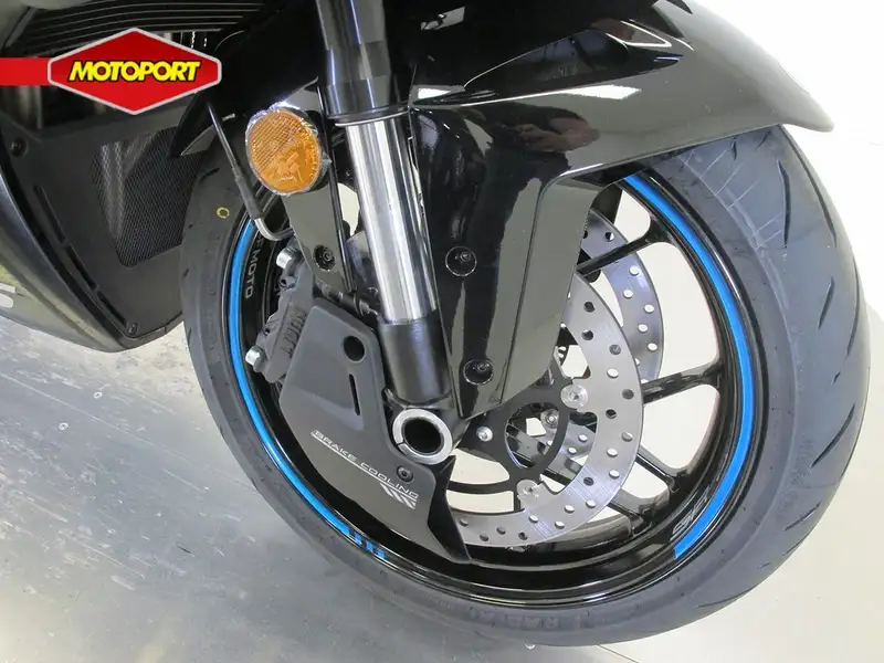 CFMOTO 675SR-R - foto 8