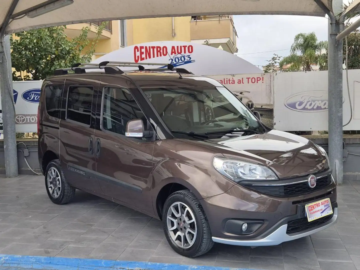 Fiat Doblo Doblò 1.6 MJT 120 CV Trekking Blanc - 1