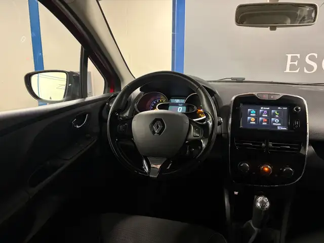 Renault Clio view 10