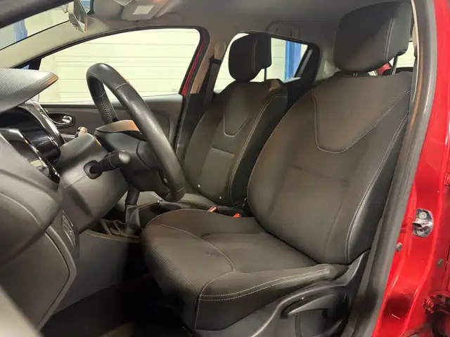 Renault Clio view 4