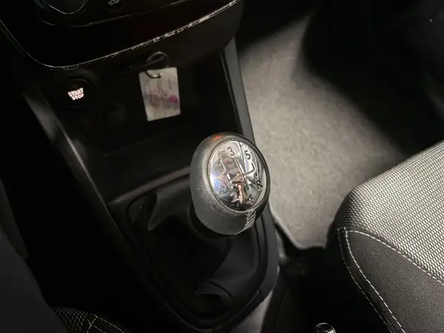 Renault Clio view 15