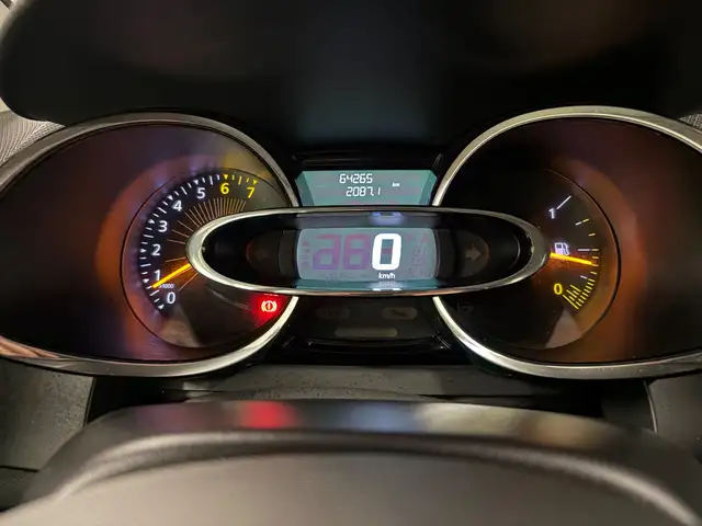 Renault Clio view 12
