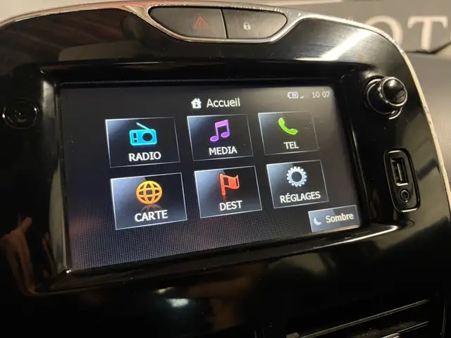 Renault Clio view 13