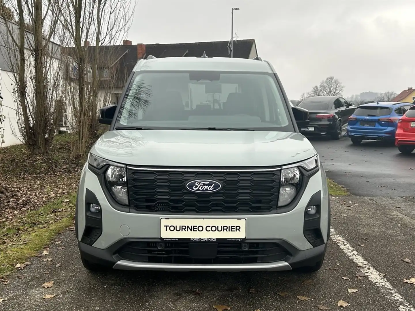 Ford E-Transit Tourneo Courier Active 1.0EcoBoost 125PS A7 Grau - 2