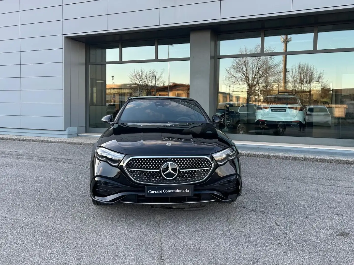 Mercedes-Benz E 220 d 4MATIC Nero - 2