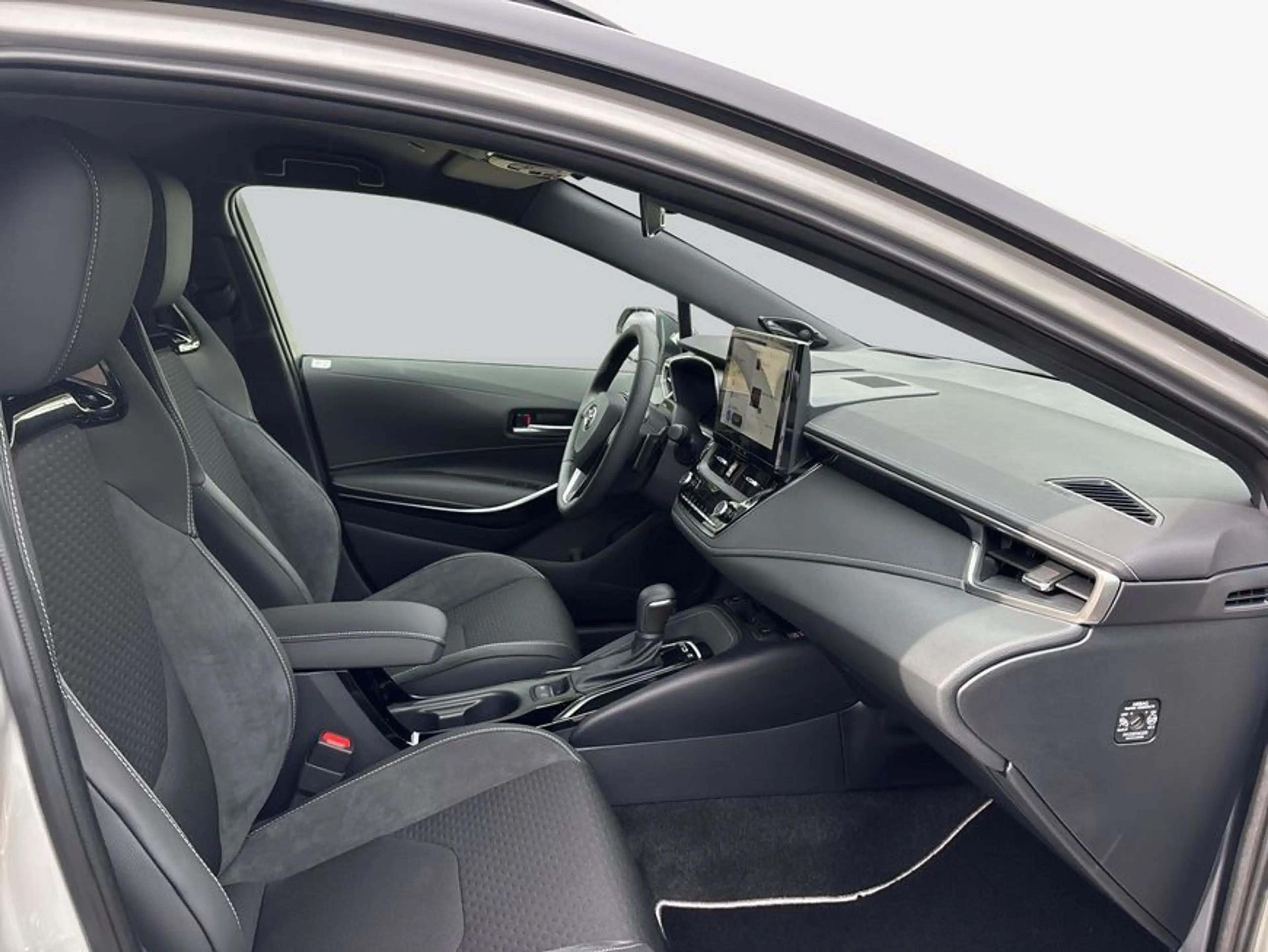 Toyota Corolla 2.0 Hybrid Touring Sports Lounge — photo 12