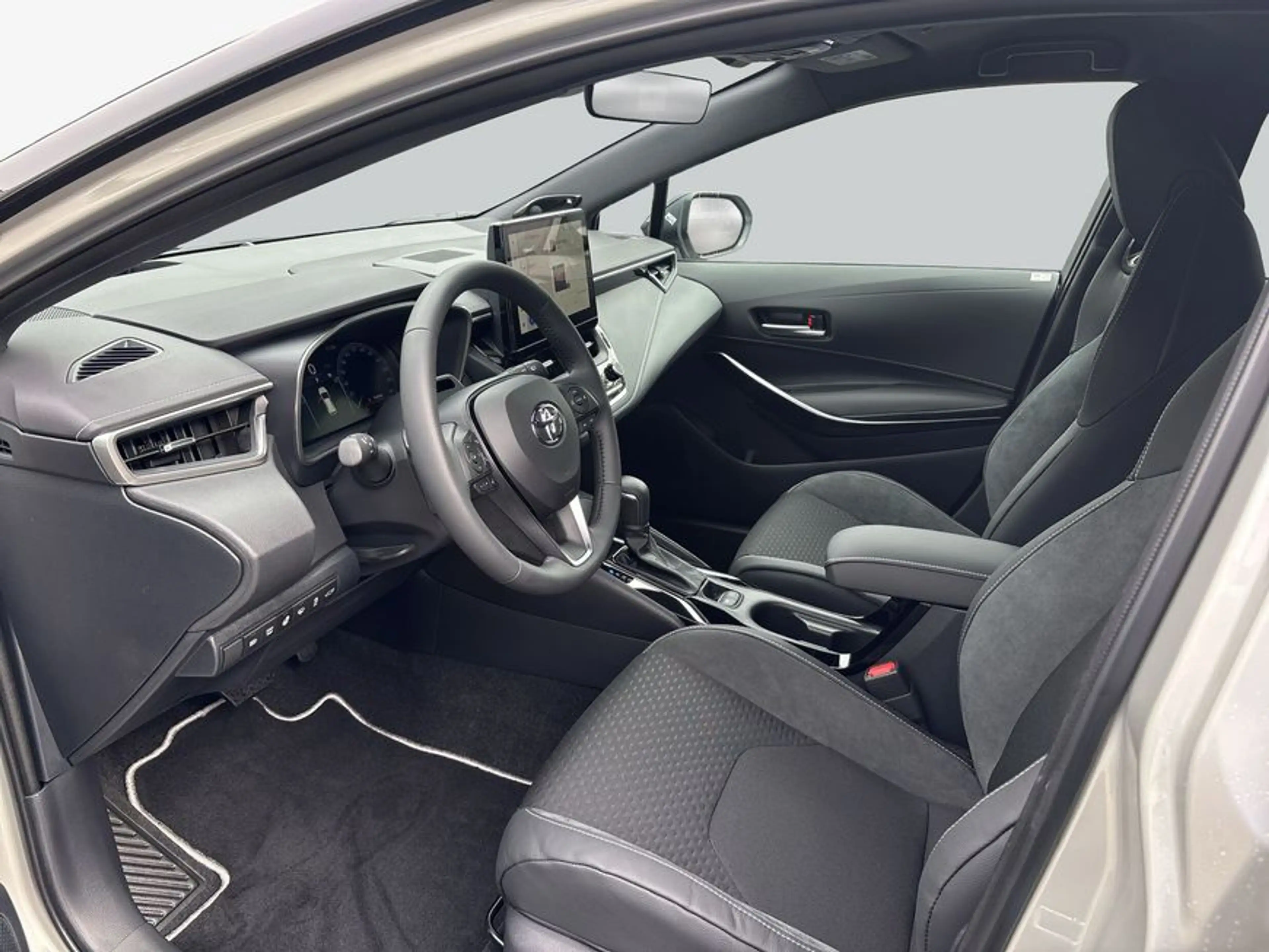 Toyota Corolla 2.0 Hybrid Touring Sports Lounge — photo 9