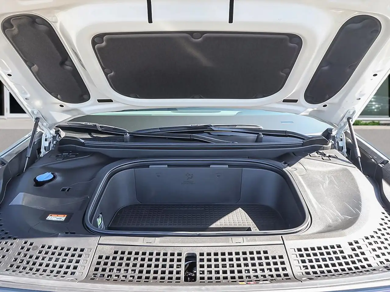 Hyundai IONIQ 9 снимка Hyundai IONIQ 9