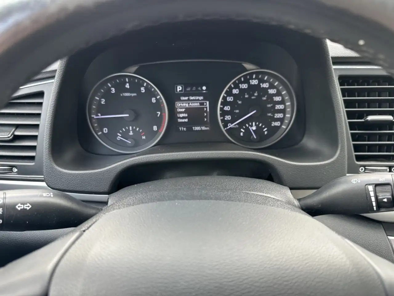 Hyundai ELANTRA снимка Hyundai ELANTRA