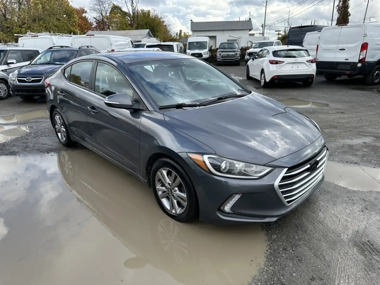 Hyundai ELANTRA снимка Hyundai ELANTRA
