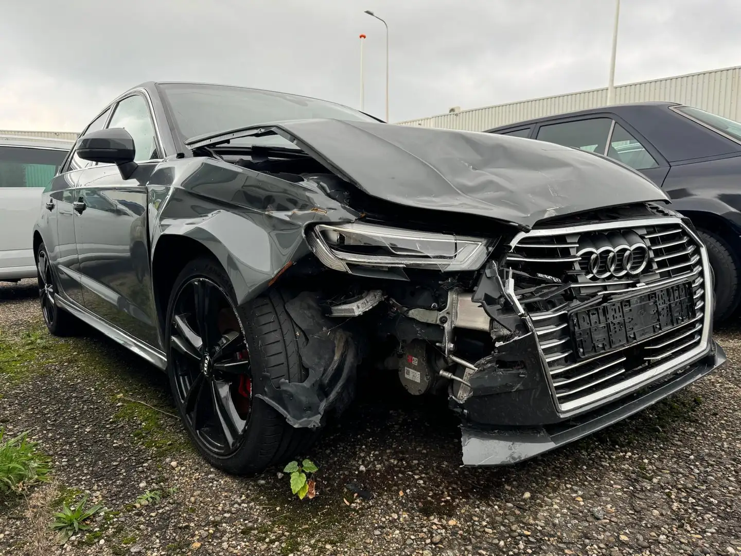 Audi A3 Sportback 1.4 e-tron Lease Edition! Facelift! Navi Grijs - 1