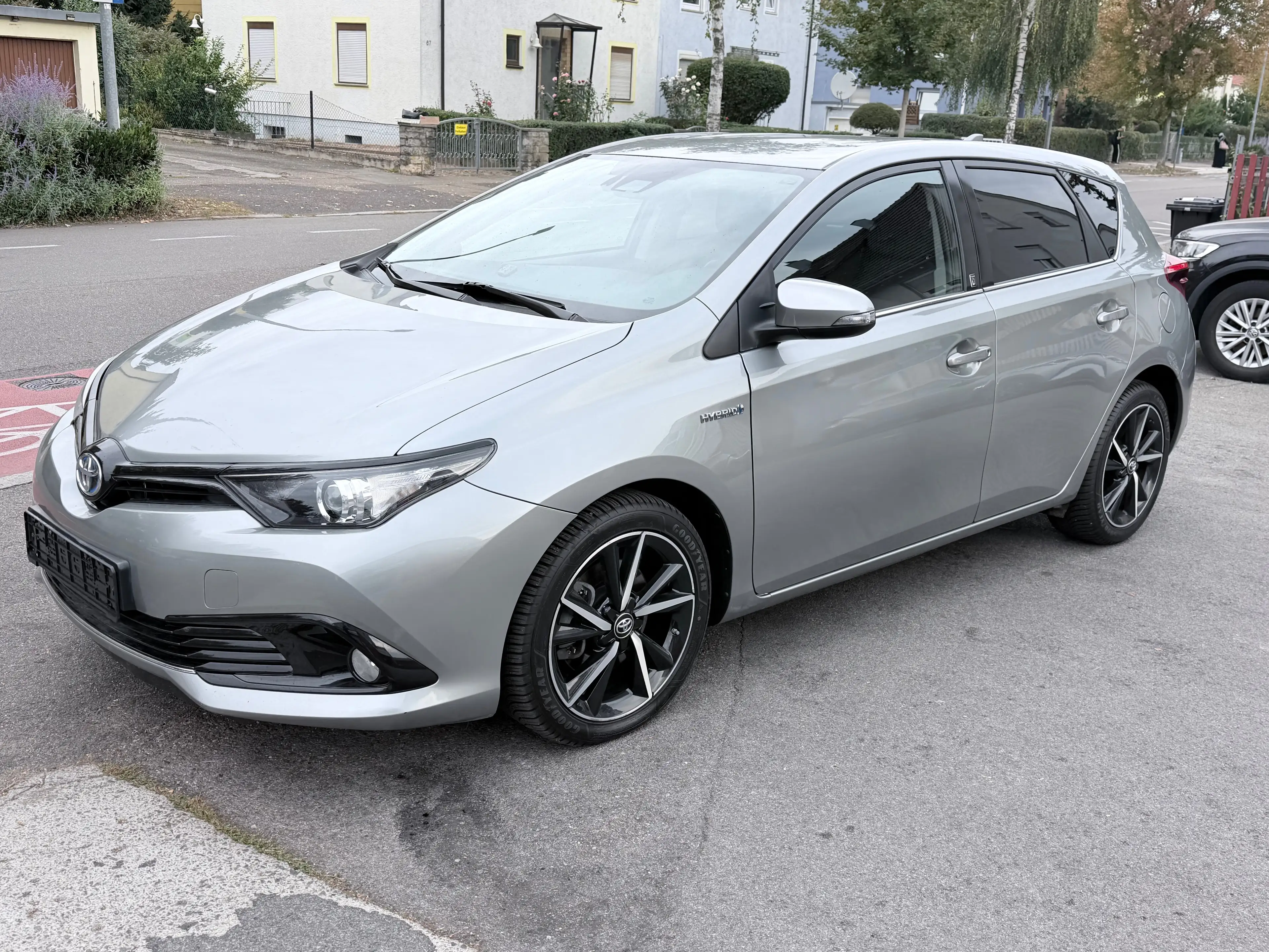 Toyota Auris Hybrid Team D/R-Kamera/Alu/LED/NSW/Keyless-Go — photo 5