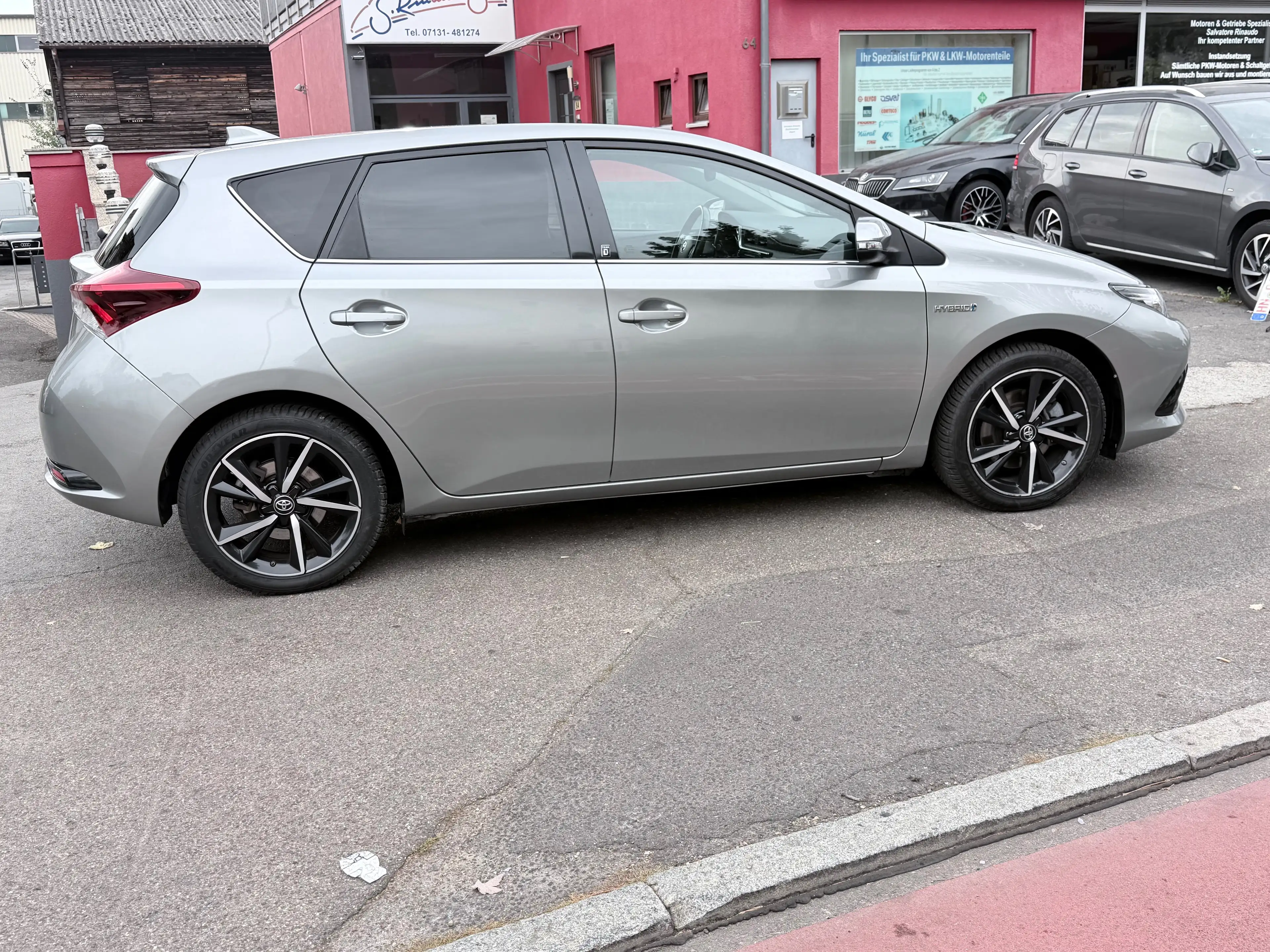 Toyota Auris Hybrid Team D/R-Kamera/Alu/LED/NSW/Keyless-Go — photo 3