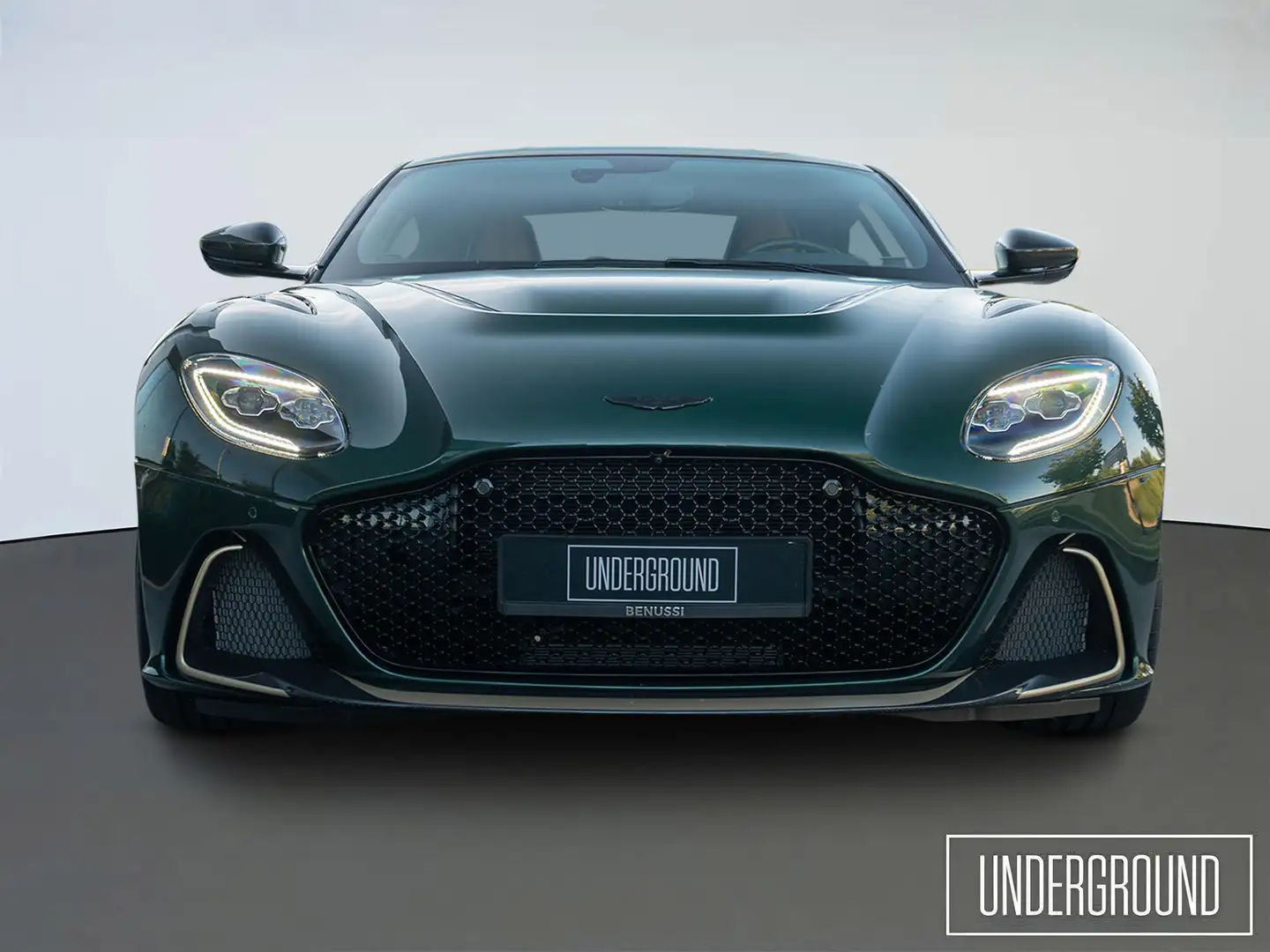 Aston Martin DBS 770 ULTIMATE COUPE - 2