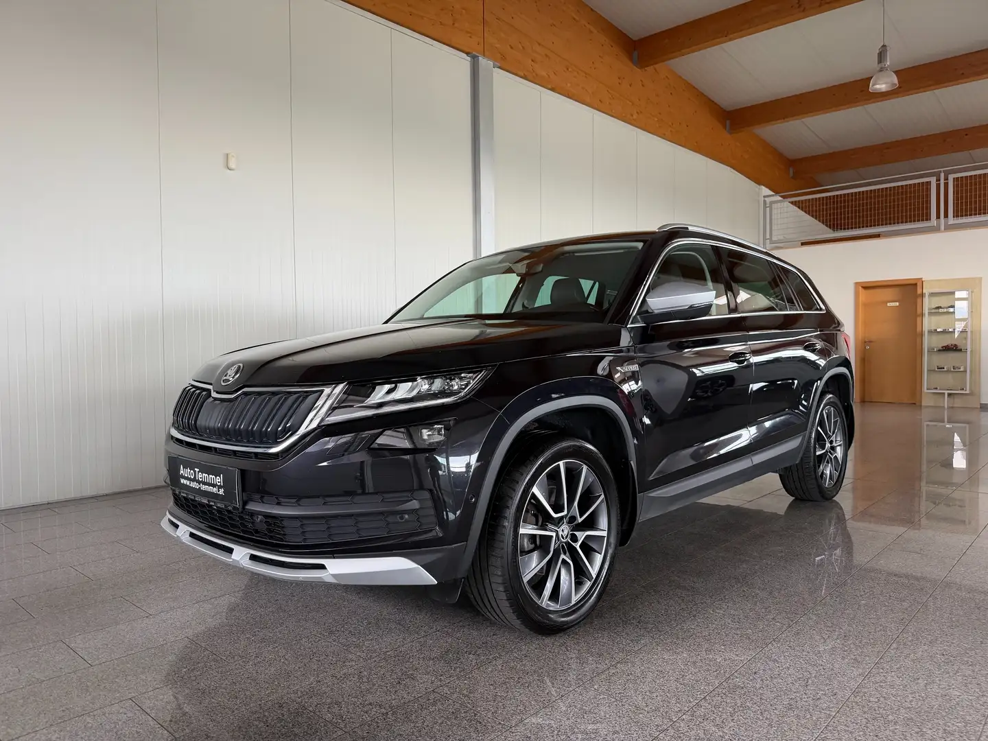Skoda Kodiaq Scout 4x4 DSG Schwarz - 2