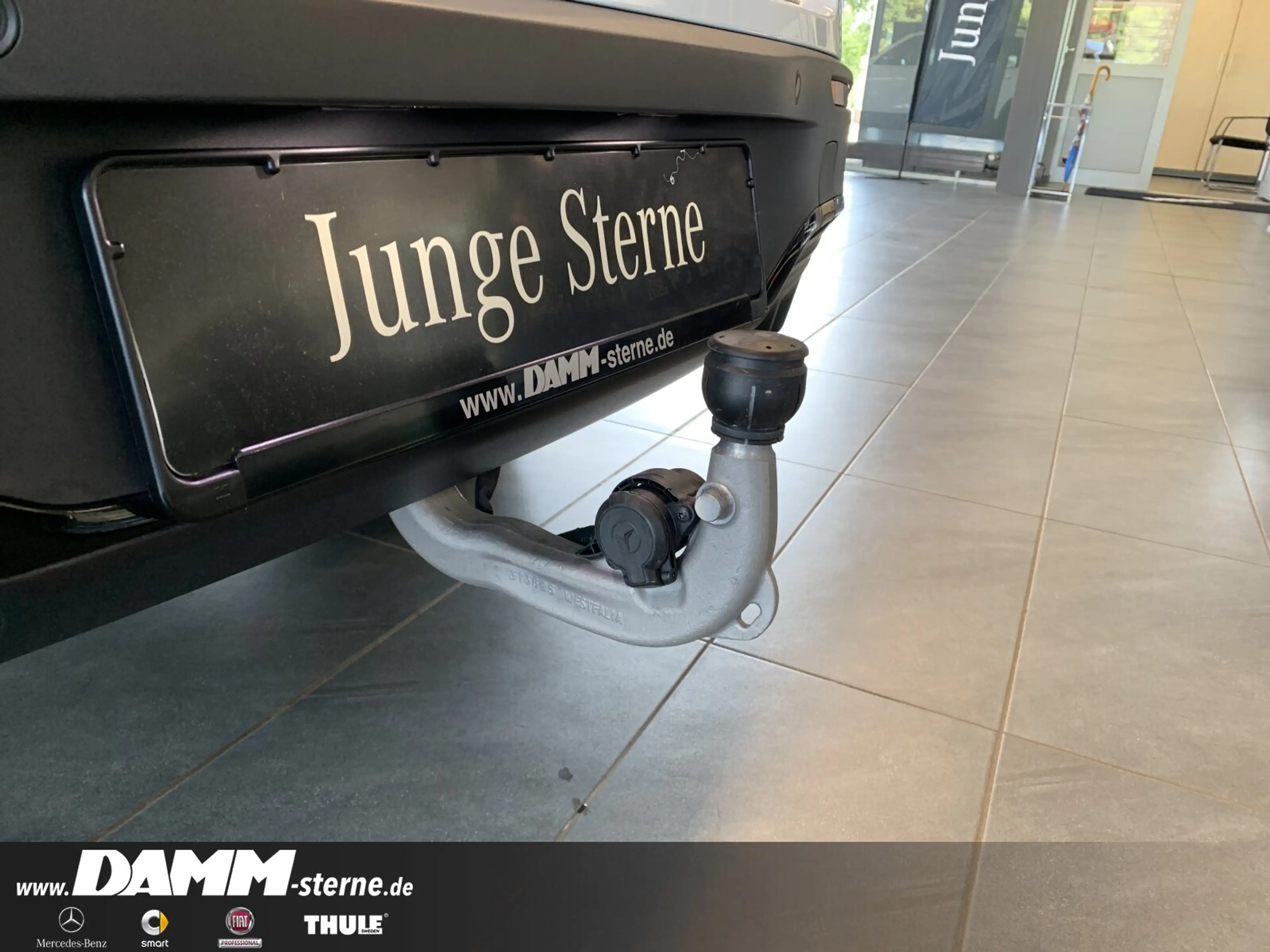 Mercedes-Benz EQB 350 EQB 350 4M AMG Premium/AHK/360/Night/60M GA+Flex — photo 9