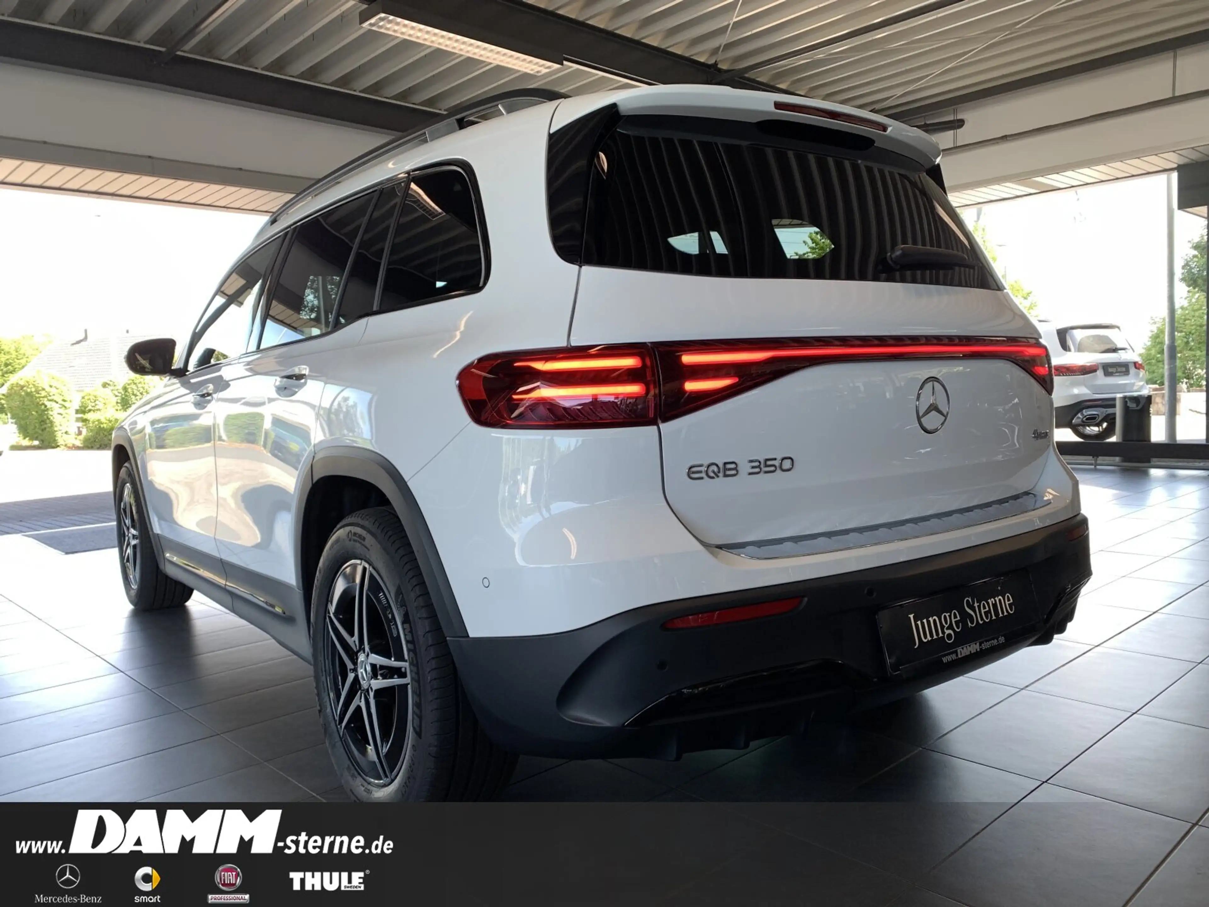 Mercedes-Benz EQB 350 EQB 350 4M AMG Premium/AHK/360/Night/60M GA+Flex — photo 2