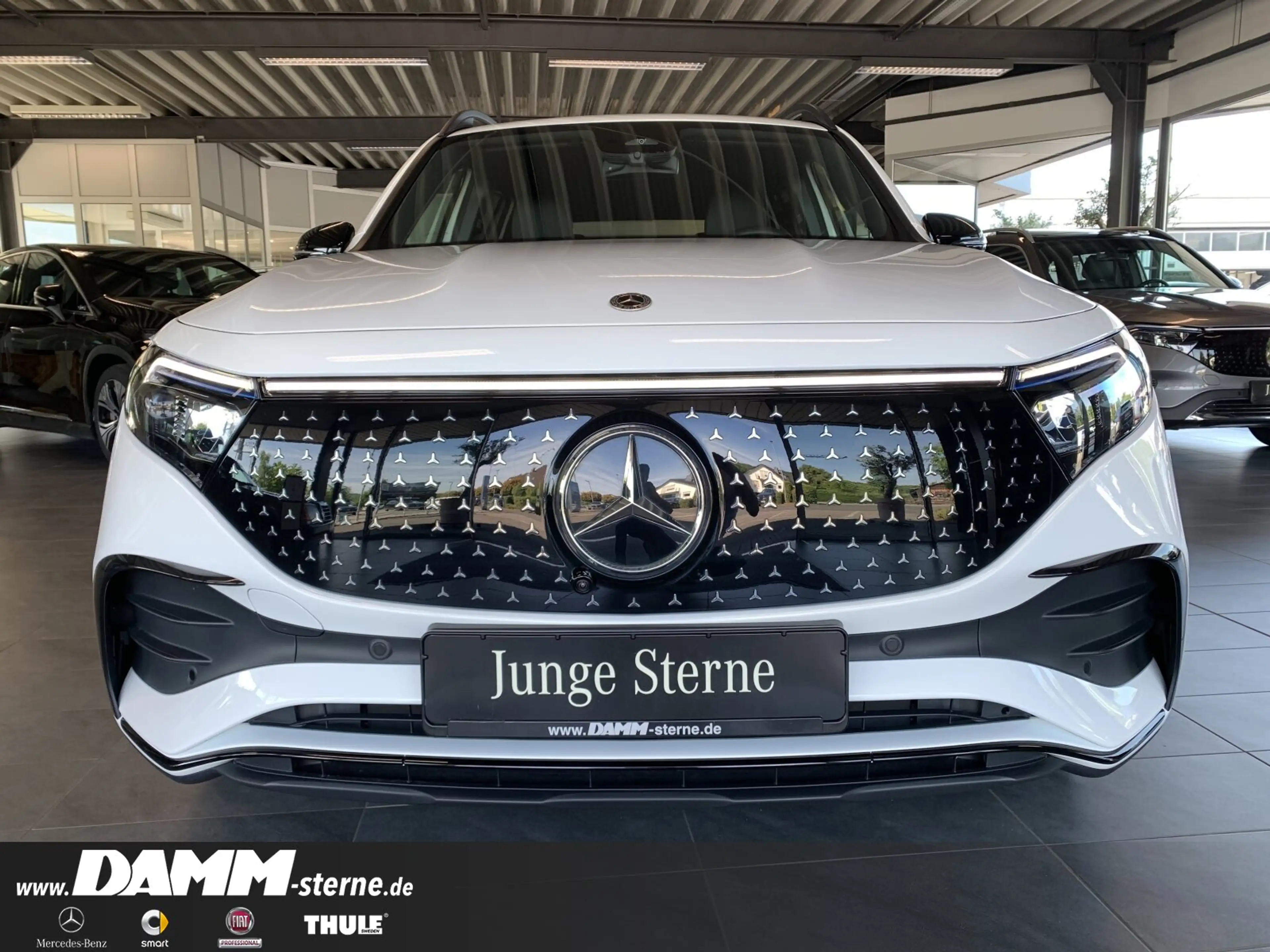 Mercedes-Benz EQB 350 EQB 350 4M AMG Premium/AHK/360/Night/60M GA+Flex — photo 5