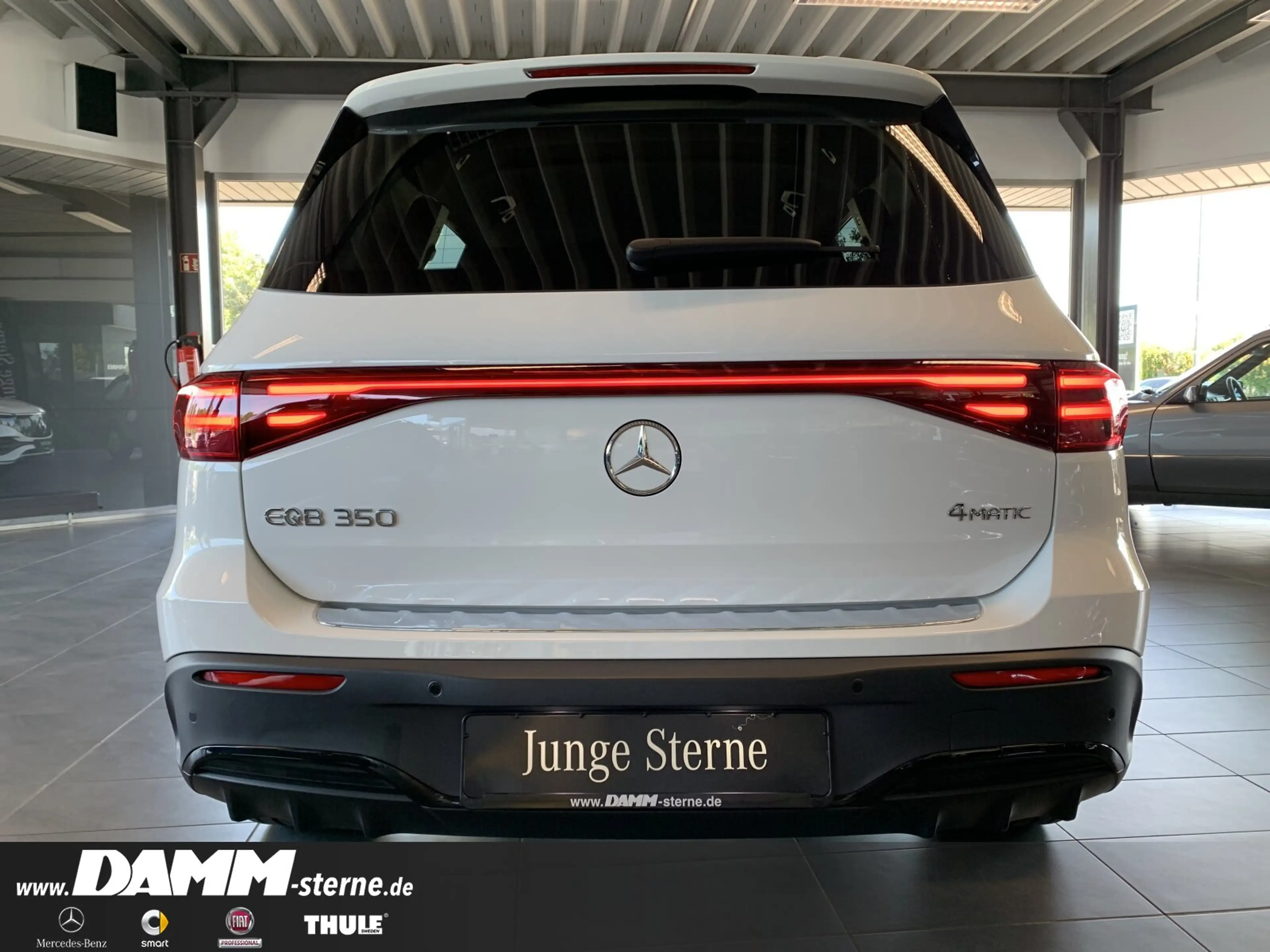 Mercedes-Benz EQB 350 EQB 350 4M AMG Premium/AHK/360/Night/60M GA+Flex — photo 7