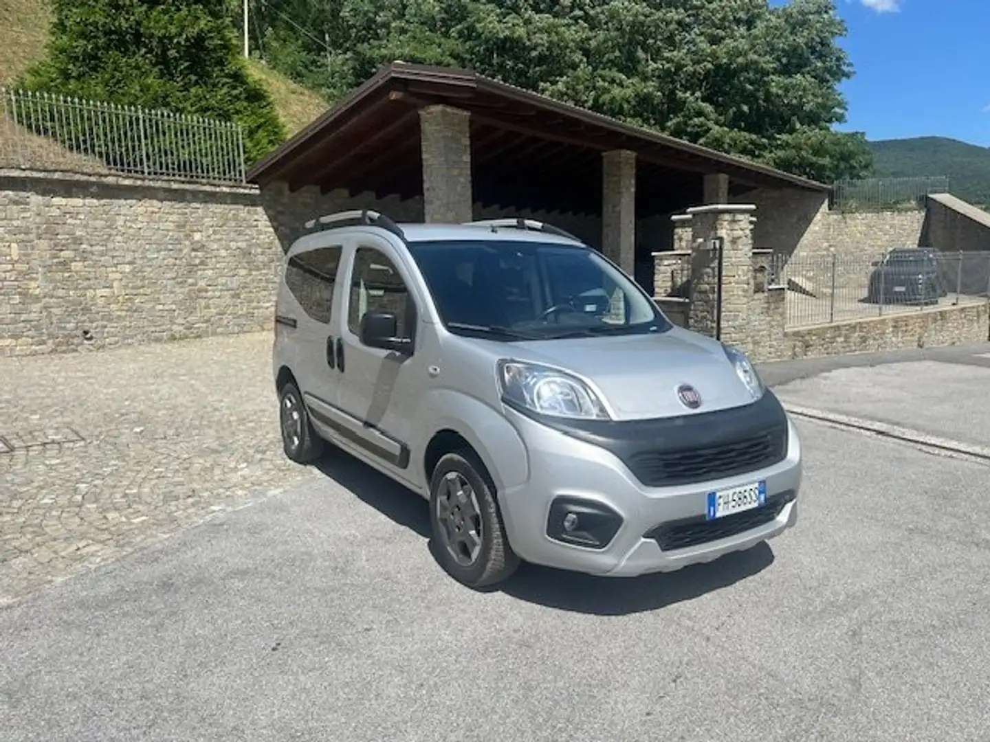 Fiat Qubo Qubo 1.3mjt 16v Trekking 95cv E6 UNICOPROPRIETARIO Argento - 1