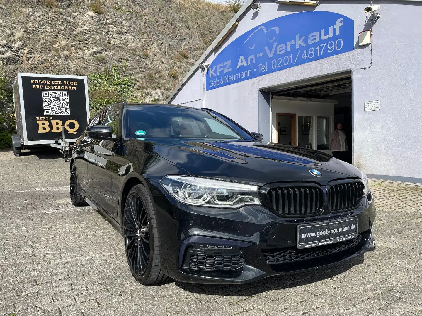 BMW 530 i Touring M Sport Sport Autom.,HUD,Leder,20" Schwarz - 1