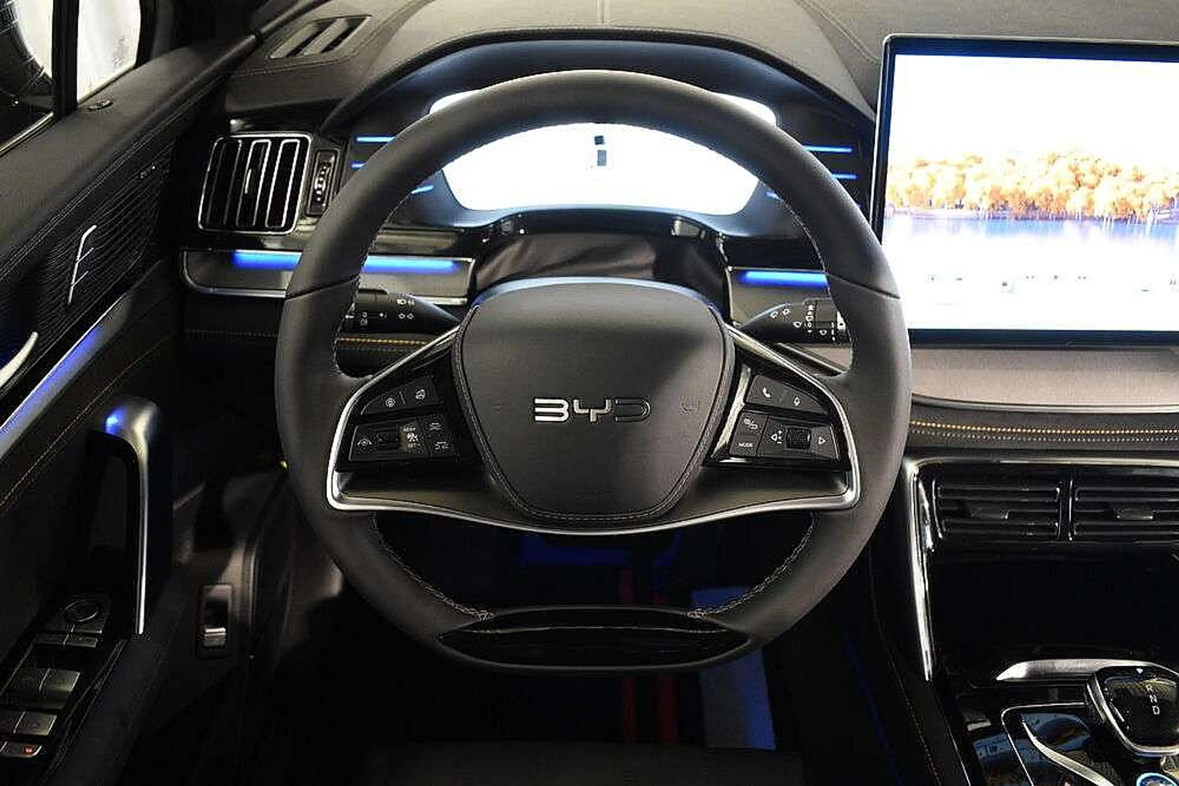 BYD Tang NEW Tang EV 4WD Flagship *7Sitzer* *Aktionsprei... — photo 11