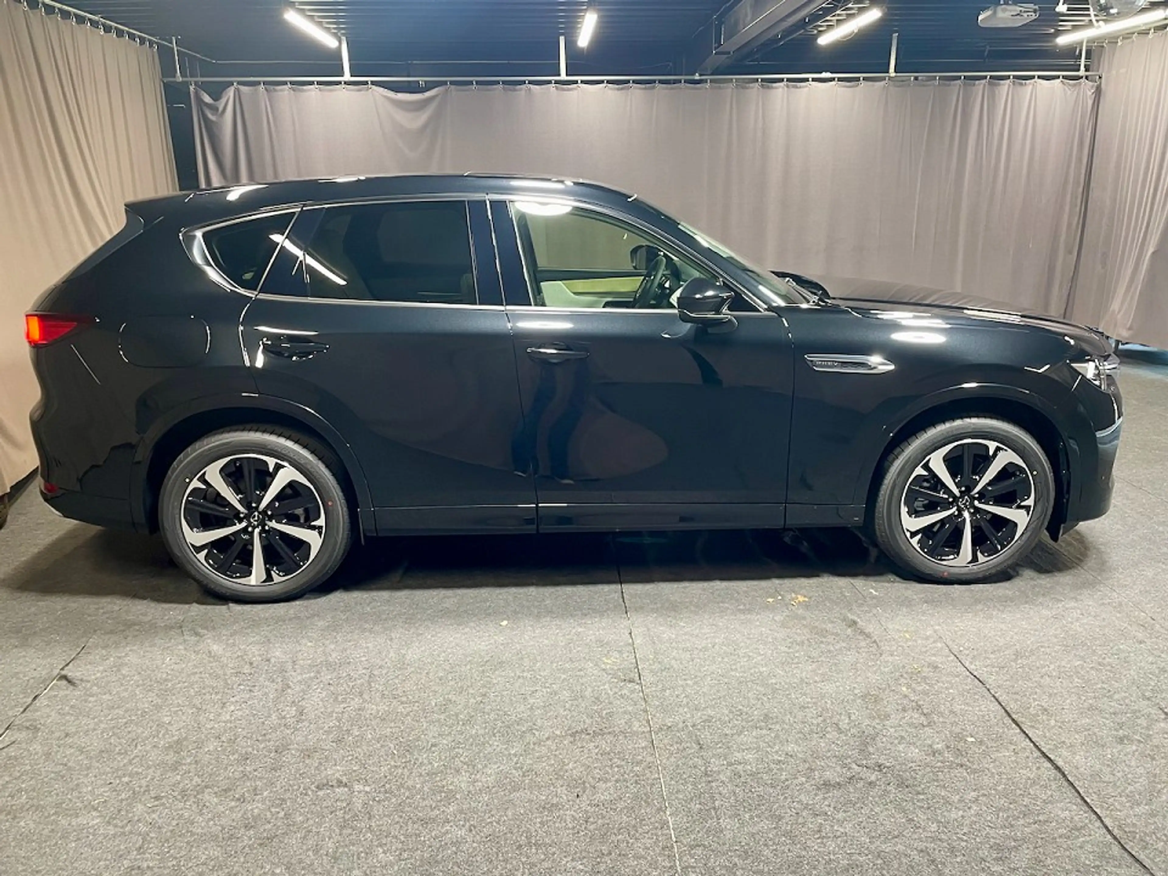 Mazda CX-60 327PS PHEV TAKUMI*DRIVER*SOUND*PANO — photo 4