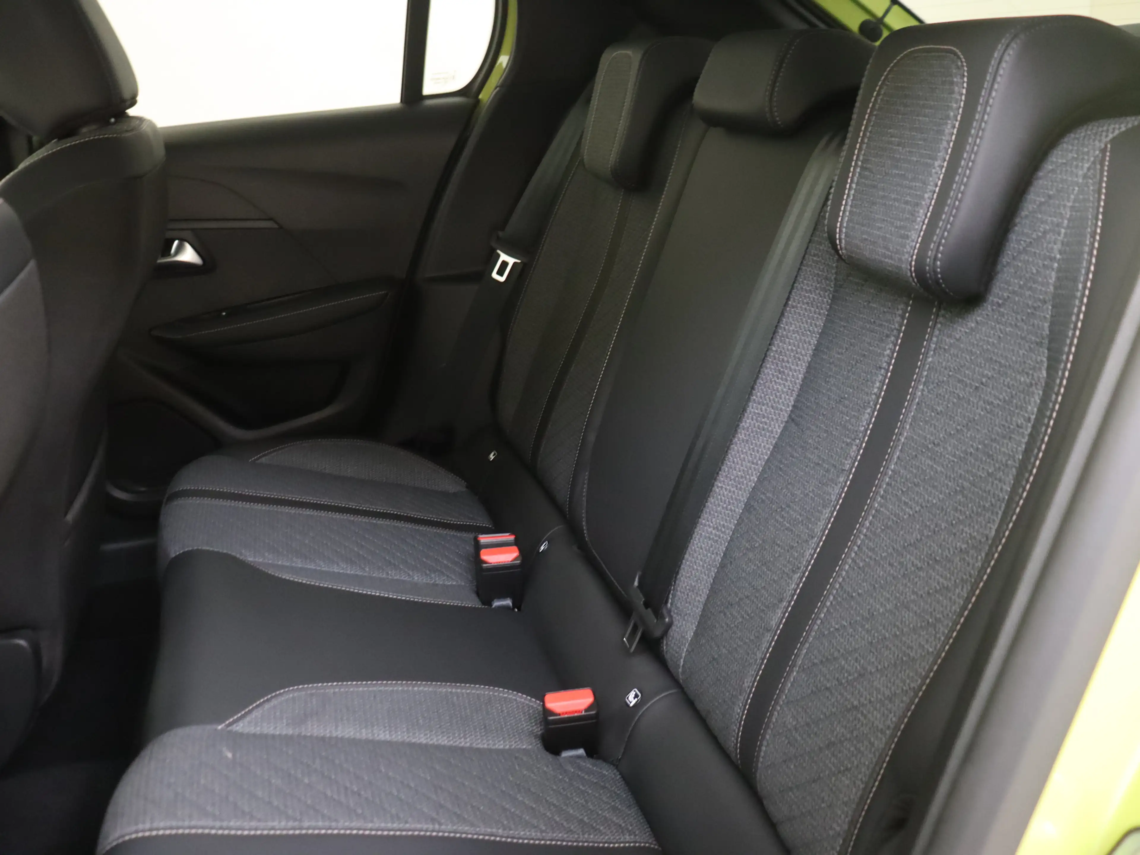 Peugeot e-208 EV E-Style Limited 50 kWh 136PK Keyless | Navigati — photo 12