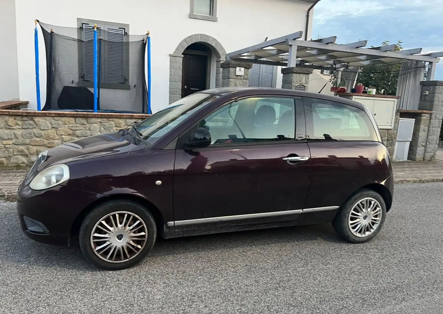Lancia Ypsilon 1.2 8v Diva 69cv - 1