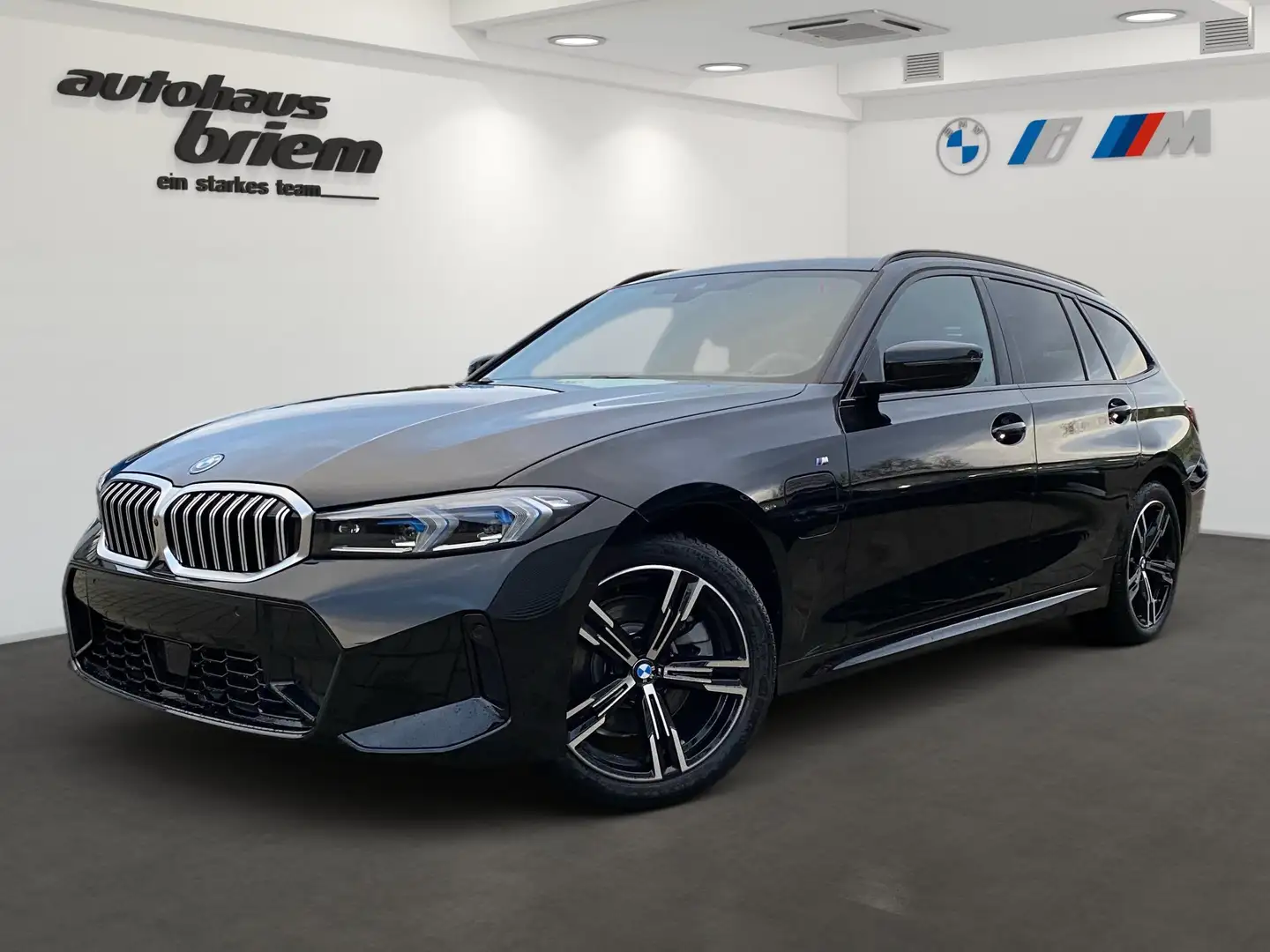 BMW 330 e Touring, M Sportpaket, TAGESZULASSUNG Noir - 1