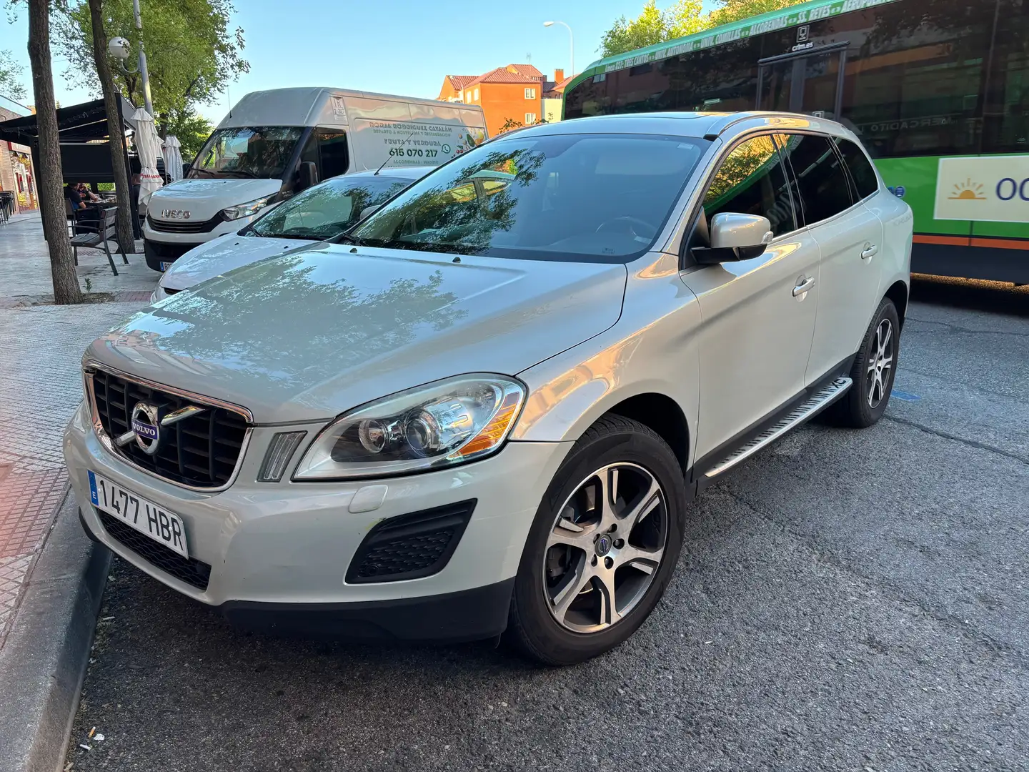 Volvo XC60 XC60 D5 Summum Aut. Summum Verde - 2