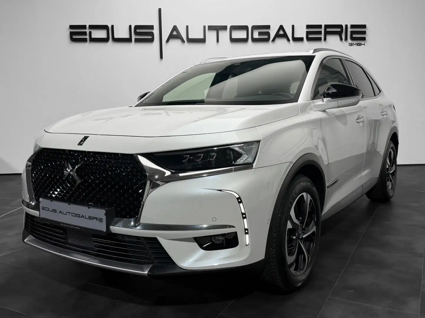 DS Automobiles DS 7 Crossback DS 7 Crossback Rivoli LED 360° Keyless-Go LED Weiß - 1