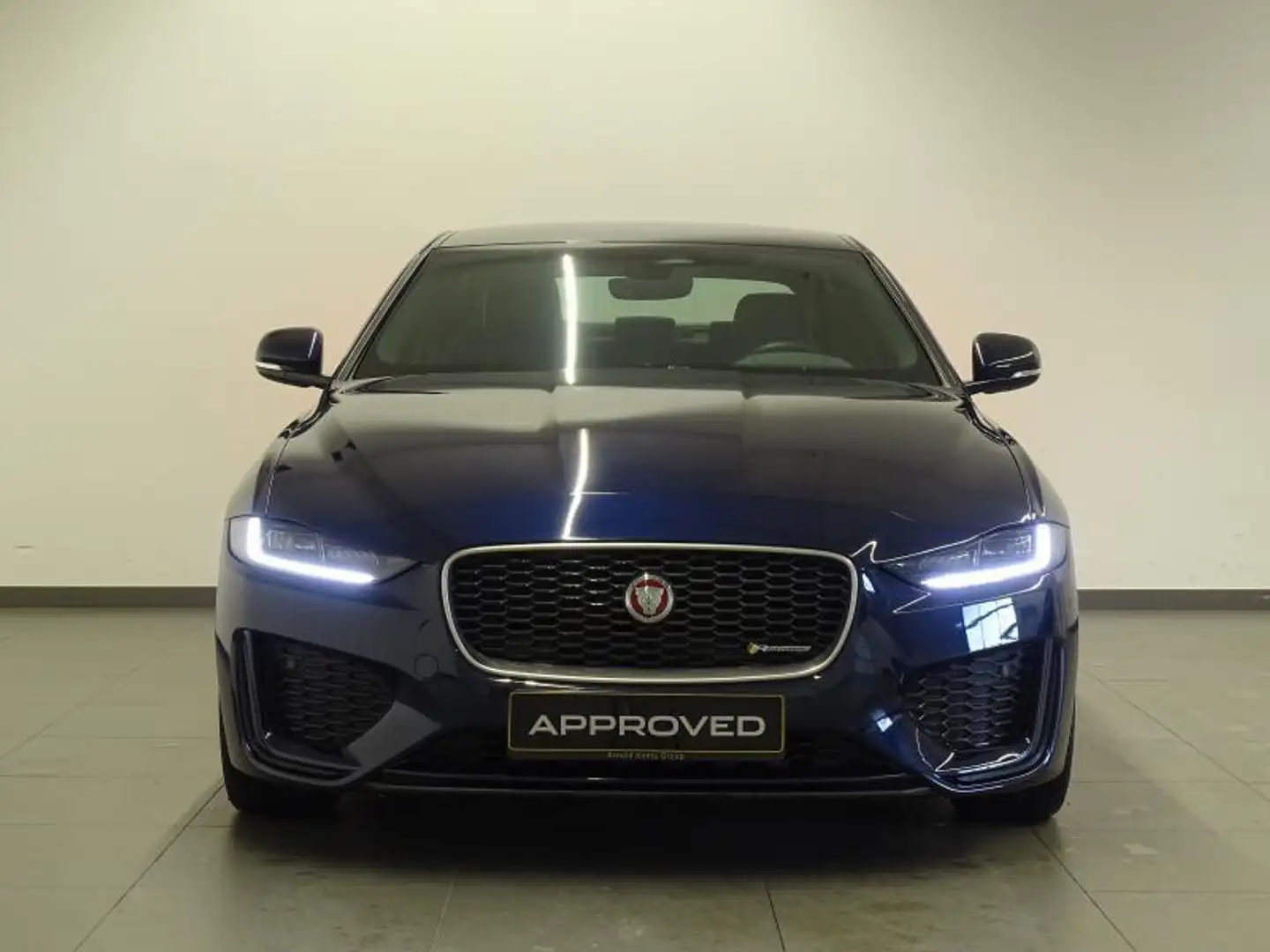 Jaguar XE D200 R-Dynamic S Auto RWD Bleu - 2