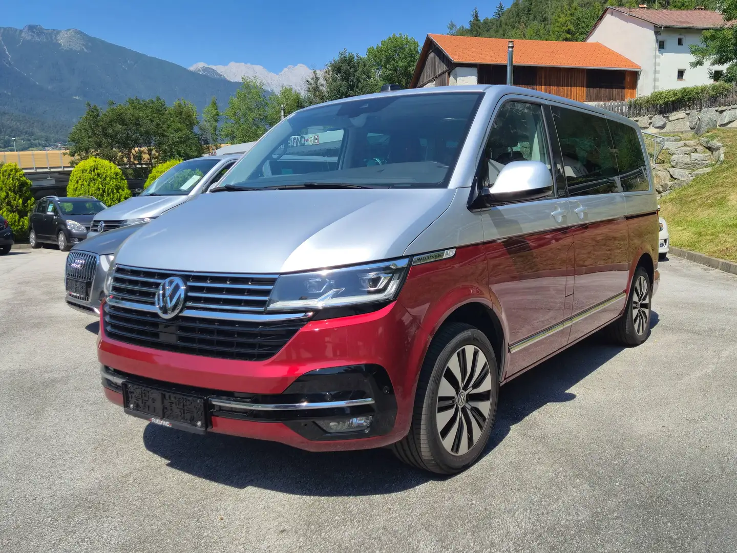 Volkswagen T6.1 Multivan Silber - 1