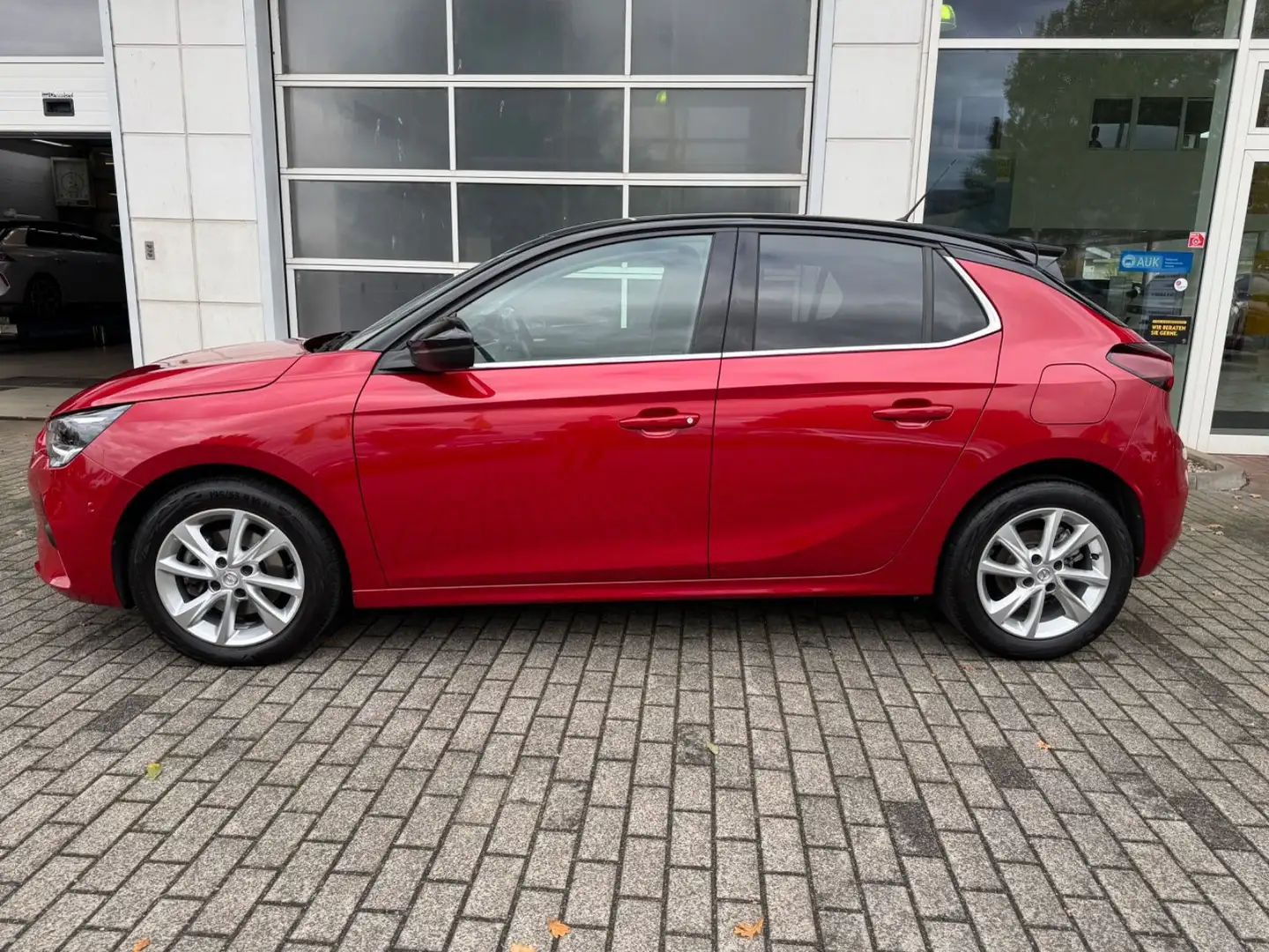 Opel Corsa F Elegance Rot - 2